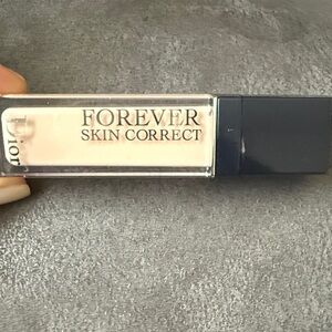 Dior Forever Skin Correct Concealer
